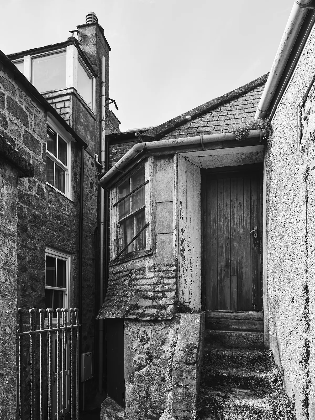 © Christopher Llewellyn - all rights reserved